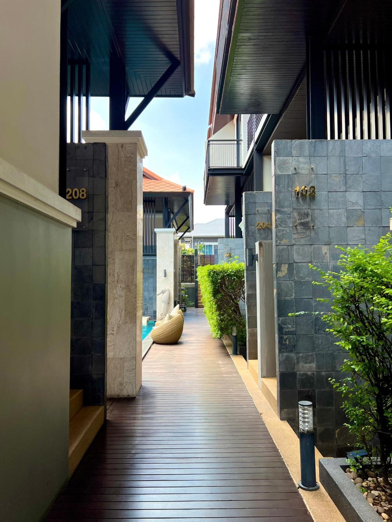 Yotaka Bangkok Hotel Экстерьер фото