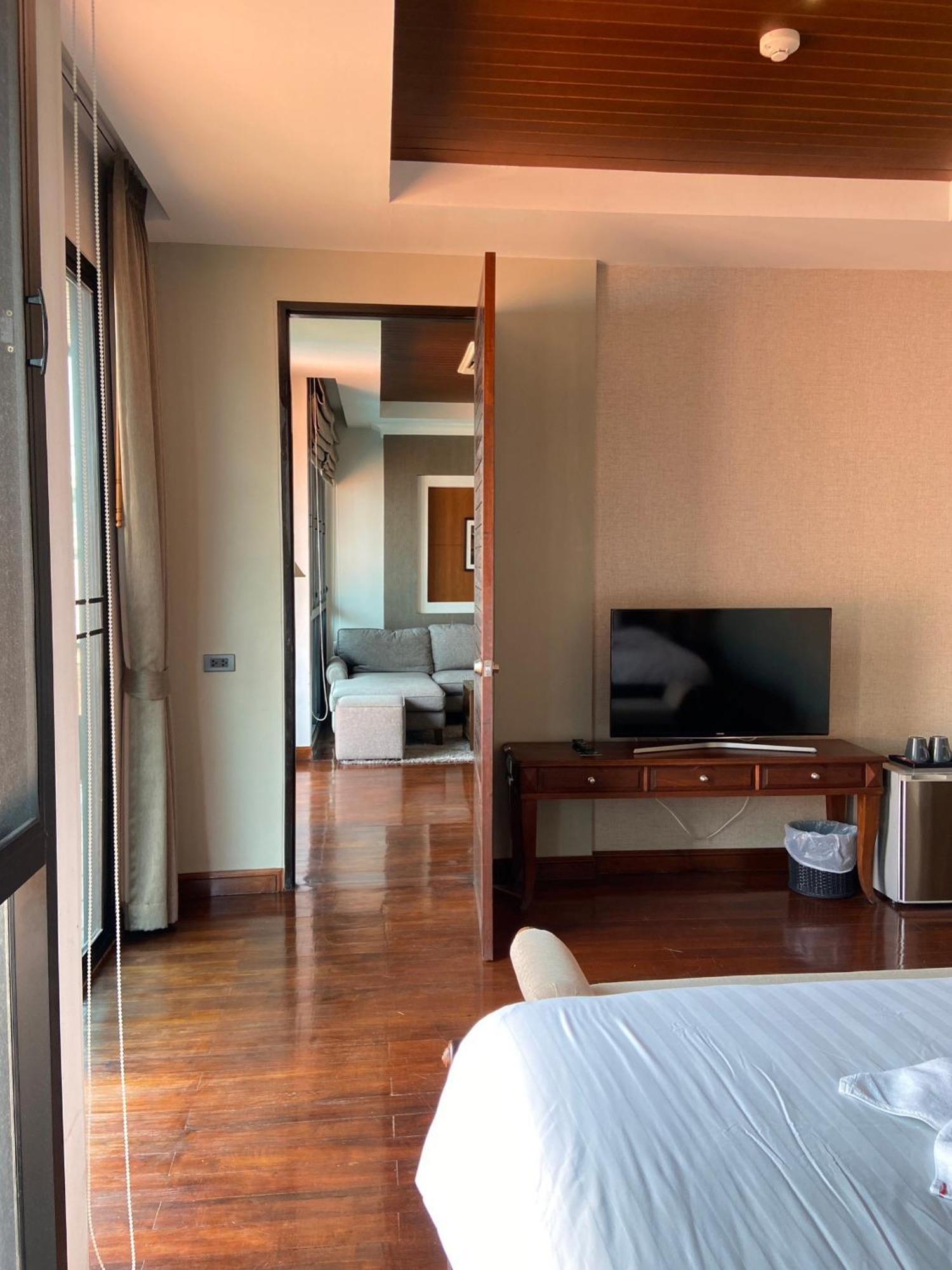 Yotaka Bangkok Hotel Экстерьер фото
