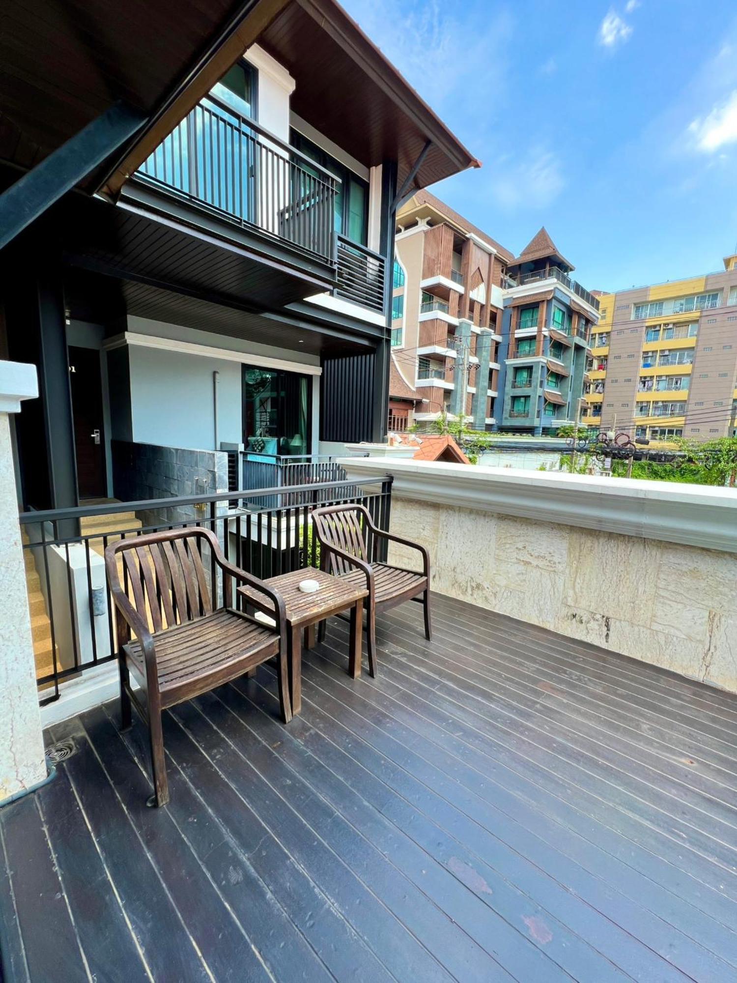Yotaka Bangkok Hotel Экстерьер фото